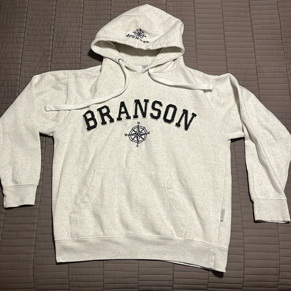 Medium sweatshirt barely worn comfy